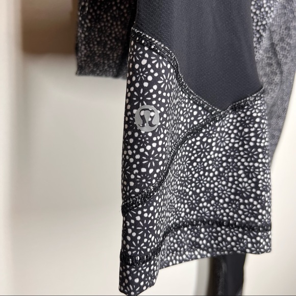Lululemon Pace Rival Crop Freckle Flower Black Sz 6 - Picture 4 of 12